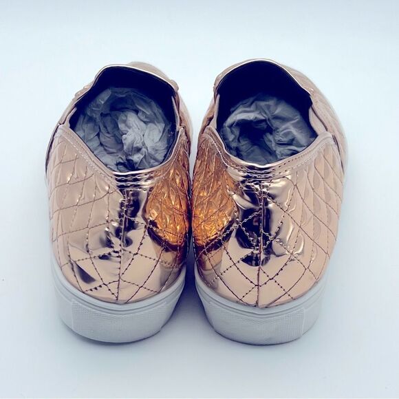 Rose Gold Slip On Sneakers Size 39 Brand Unknown Excellent Condition - Picture 9 of 9